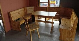Rohová lavice,stůl plus dvě židle