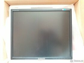 Prodám monitor Samsung 943N 19" - 1