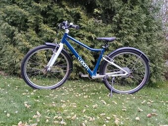 Woom 6 (26") lehké kolo, orig. blatníky a stojánek