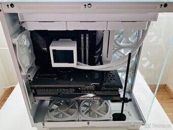 HAL3000 |RTX 4090 | Intel i9-14900KS |4TB SSD |RAM 64GB