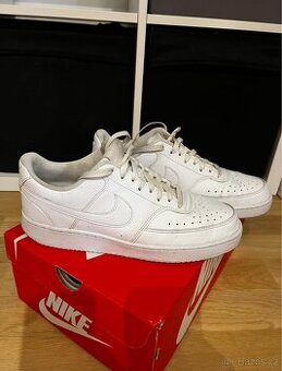 Nike court 43