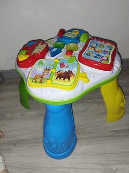 Clementoni hrací stoleček - 1