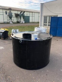 Nádrže na dešťovku, jímky, šachty