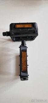 Pedály na kolo Cube