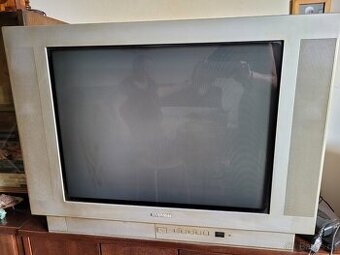 Zdarma starší TV Hyundai se set-top-boxem - vše funkční