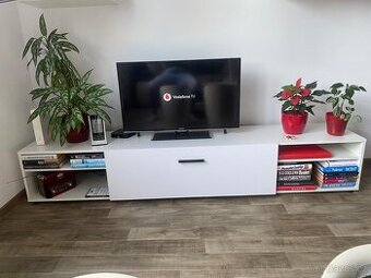 Tv stolek