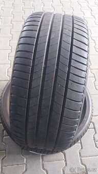 Prodám 2 x letní pneu Bridgestone 245/40/19