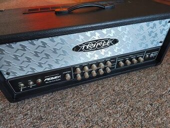 kytarový zesilovač Peavey Triplex XXX 120w