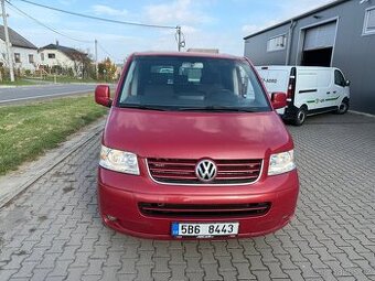 VW Caravelle 2.5 TDI