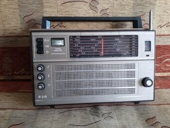 Prodam stare Ruske radio SELENA B215
