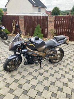 Aprilia Tuono