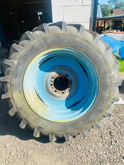 Prodám kola Zetor Crystal