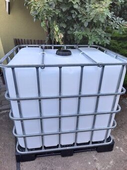 IBC KONTEJNER POTRAVINÁŘSKÝ NA PLASTOVÉ PALETĚ