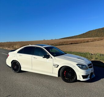 Mercedes-Benz C63