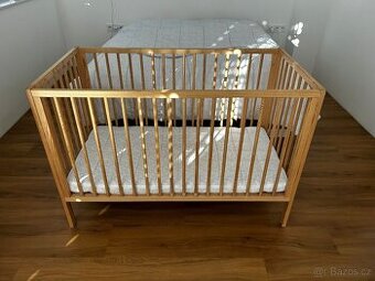 Postýlka a příslušenství