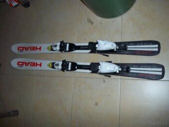 Dětské carvingové lyže Head 107 cm