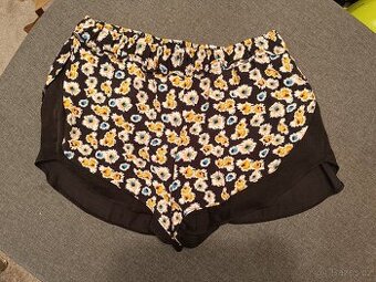 Dámské kraťasy
