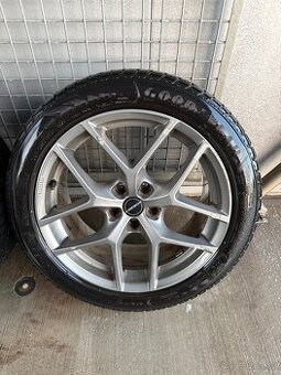 Borbet Y R18 se zimními pneu 245/45/R18