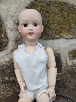 Panenka porcelán,kloubové tělo