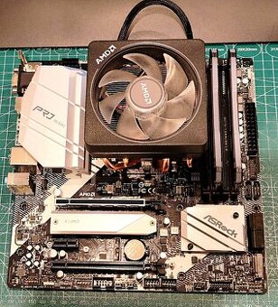 5600x, 32gb ram, deska a chladič.