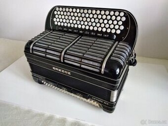 Knoflíkový akordeon HOHNER, chromatika;