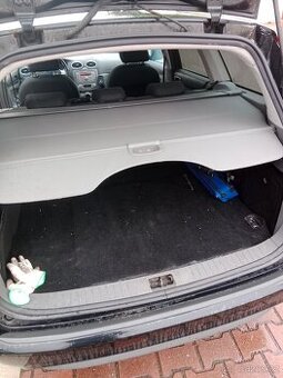 Roleta do kufru na ford focus II