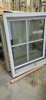 2 ks plastových oken