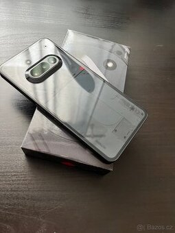 Nothing Phone 3a (8GB / 128GB) – TOP stav, záruka