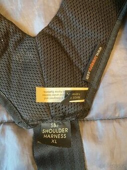 Lowepro pás přes ramena a opasek