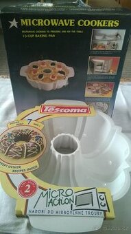 Věci do mikrovlnky - bábovka, odšťavňovač, váha, termovazač