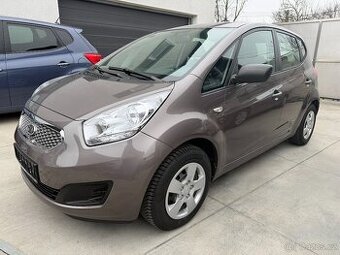 KIA VENGA 1,4i 66KW 1.MAJ.TAŽNÉ PAR.SENZORY NOVÉ UNIVER.PNEU