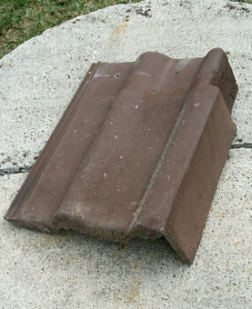 Střešní tašky KM BETA krajové pravé