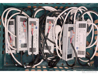 Napájecí zdroje pro LED a jiné, 12V/100W, IP67, 6ks za 500,-