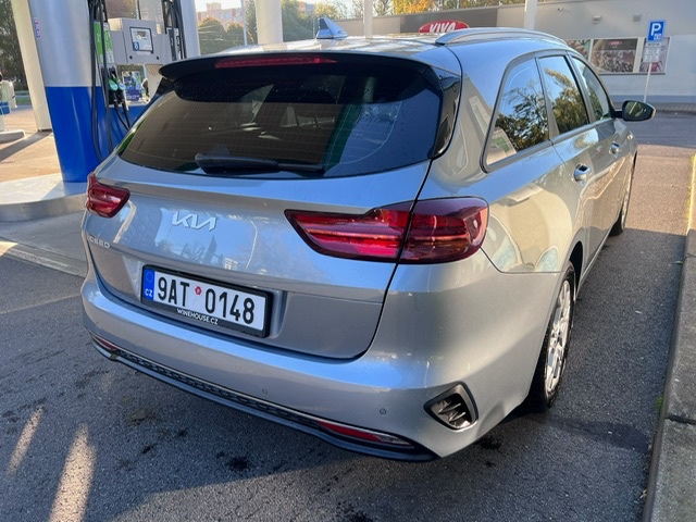 Kia Ceed SW 1.5 T-GDI Záruka najeto 29 000KM SERVISKA - 2