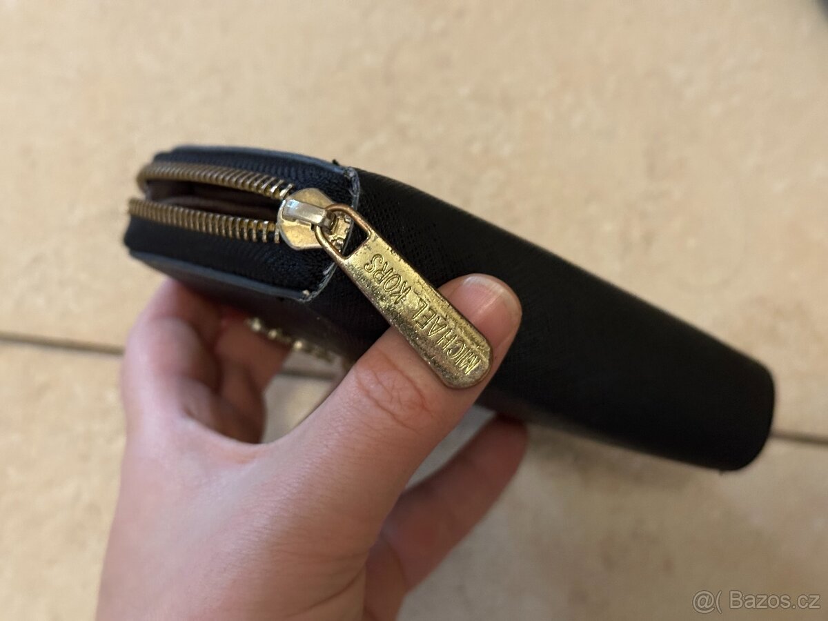Michael Kors černá peněženka – použitá, v dobrém stavu - 2