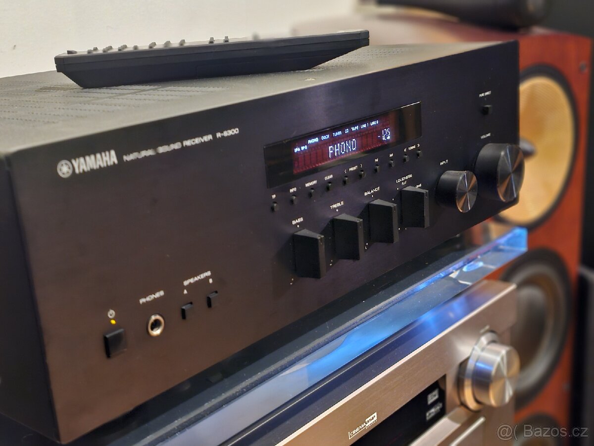 Zesilovač receiver YAMAHA - 2