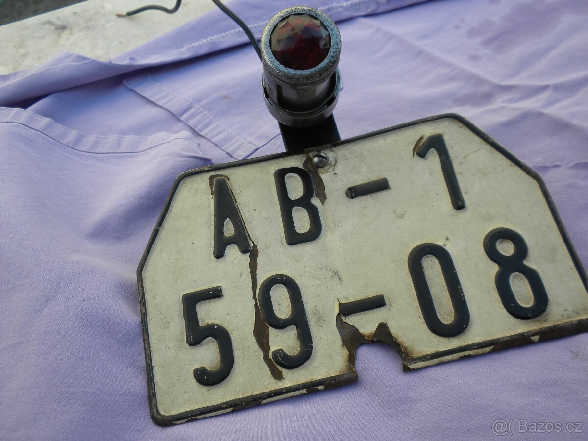 JAWA předválečná všechny modely zadní světlo plechové - 2