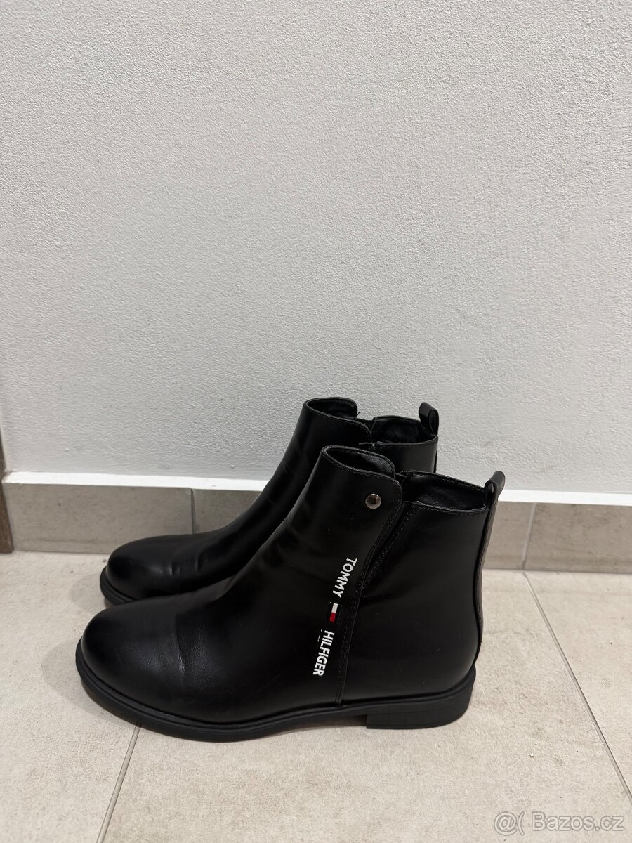 Dámské kotníčkové boty Tommy Hilfiger - 2