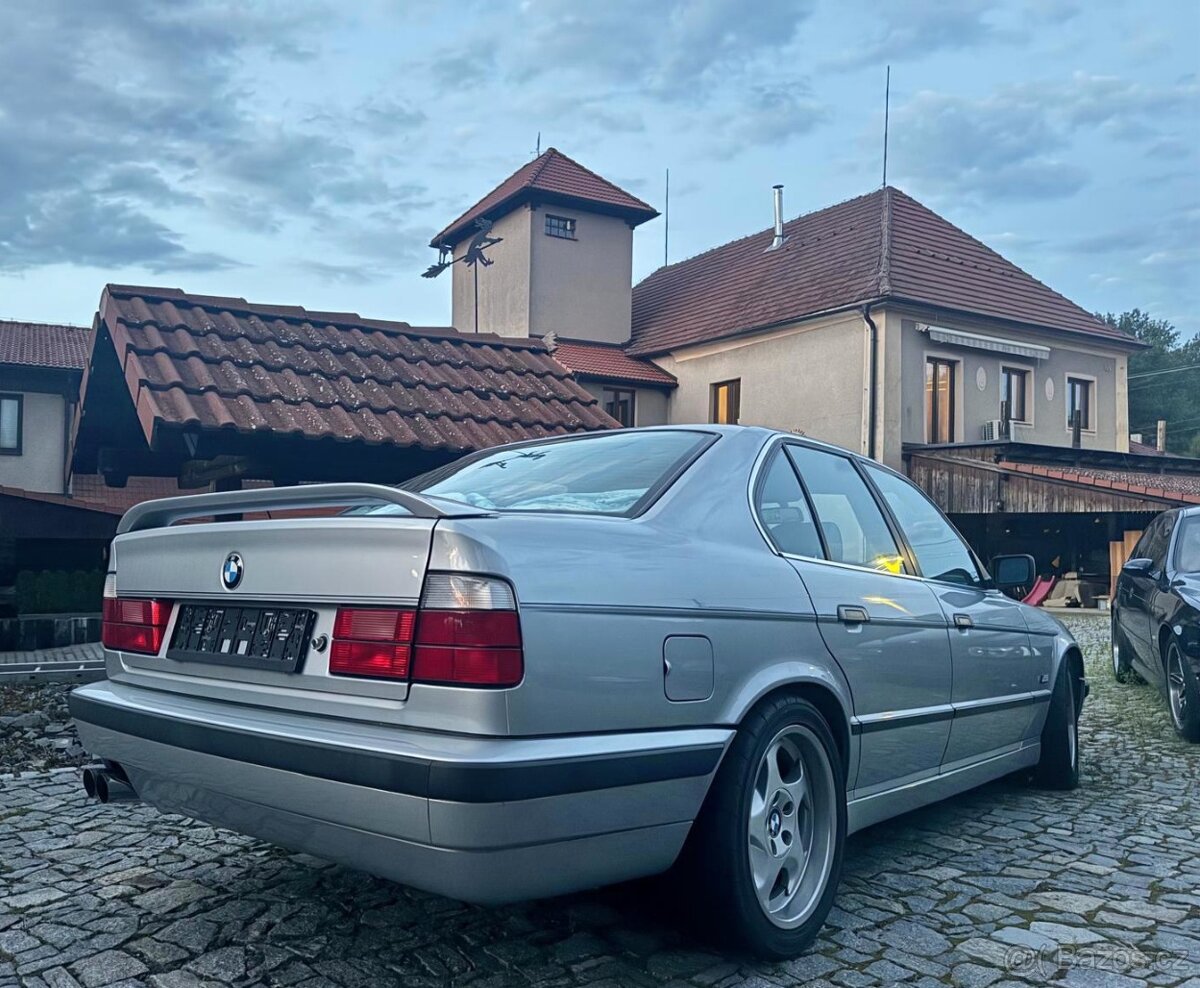 BMW E34 540i Manual - 2