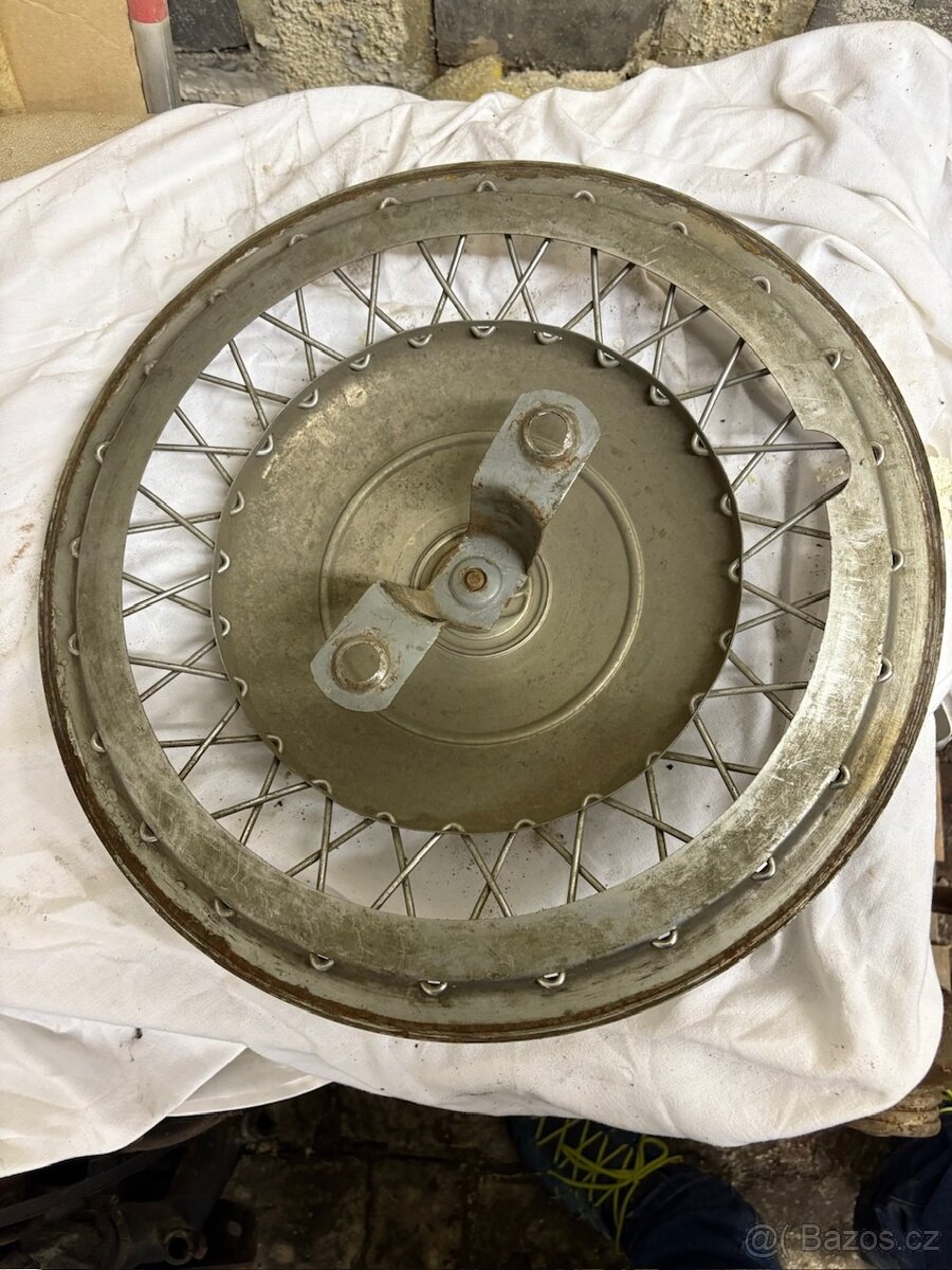 originál sada poklic octavia, spartak, felicia - 2