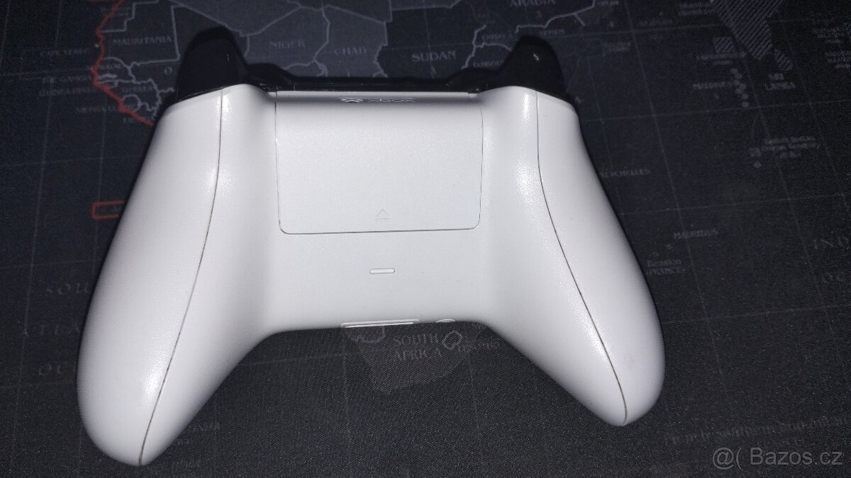 Gamepad Xbox One - bezdrátový ovladač - 2