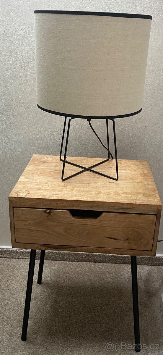Noční stolky a lampy - 2
