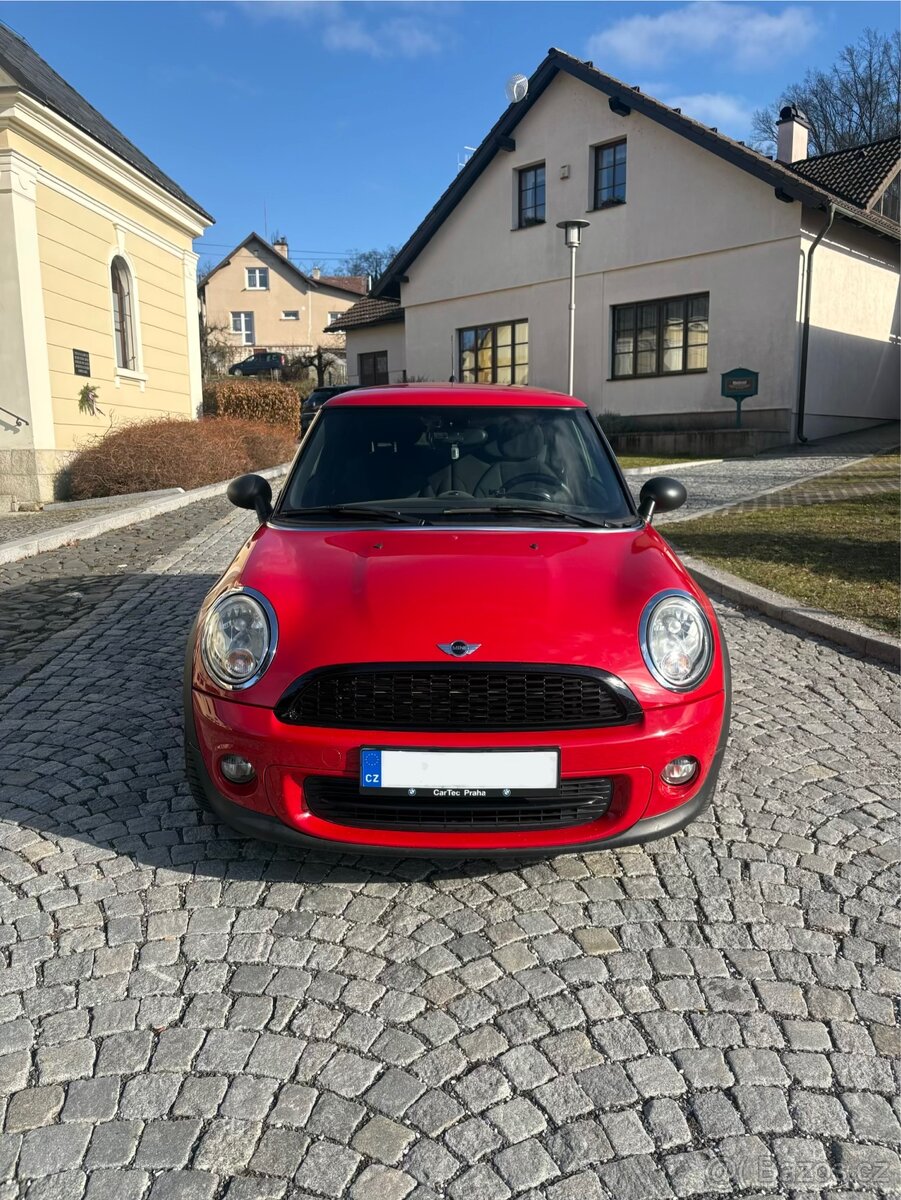 Mini Cooper One 1.6i 55kW 2014 56700KM TOP STAV - 2