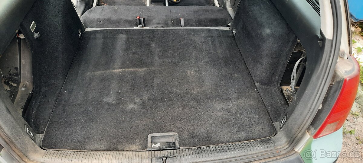 Dvojitá podlaha Golf IV variant - 2