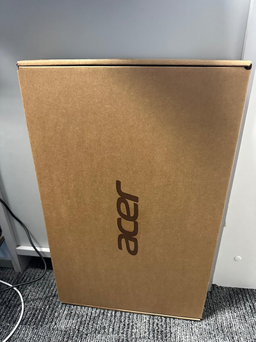 Acer swift 3 ( záruka do 9.5.2026) - 2