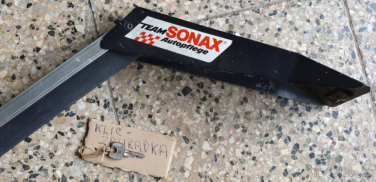 Střešní nosič na lyže, uzamykatelný - 2