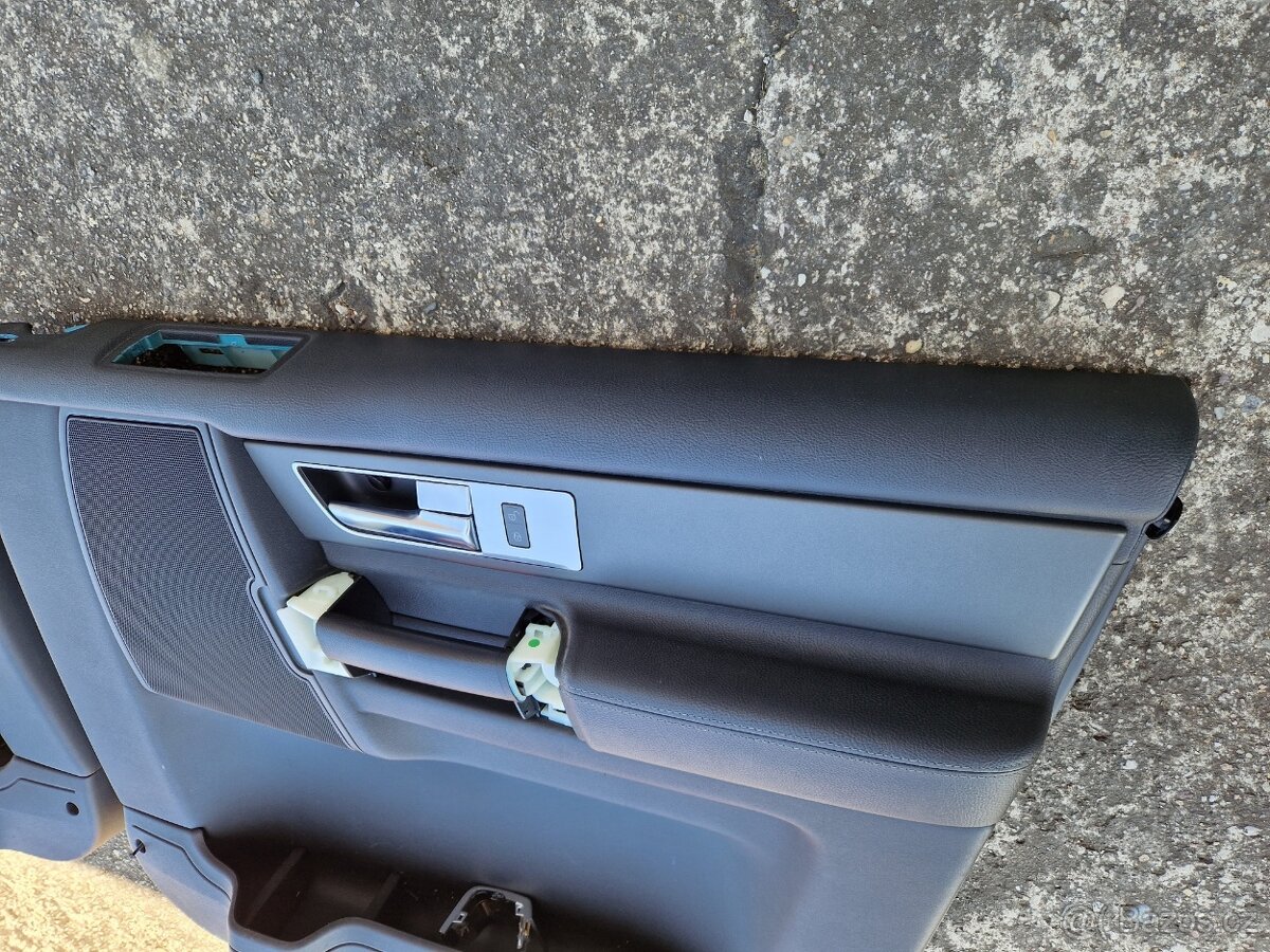 Discovery 4 obložení dveří spolujezdec + zadní - 2