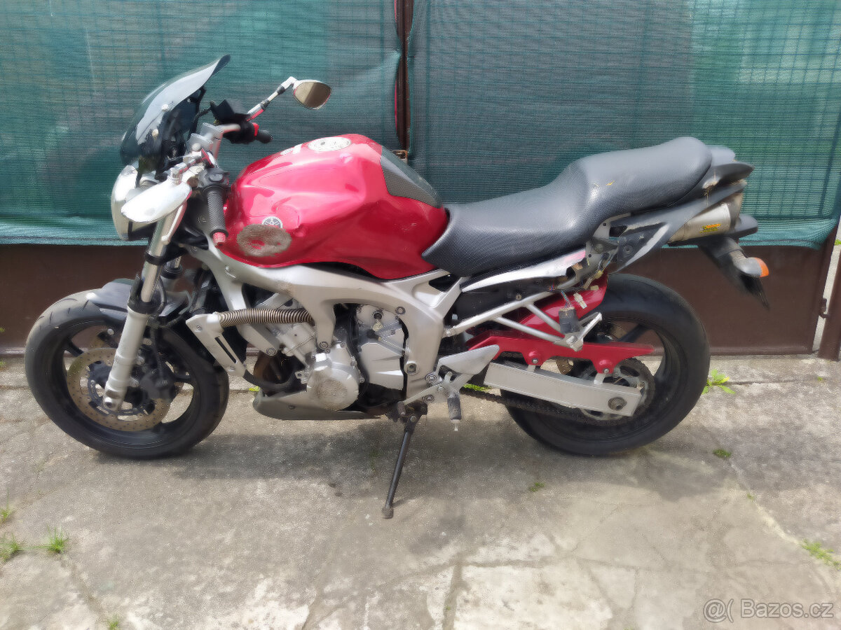 YAMAHA FZ6 - 2
