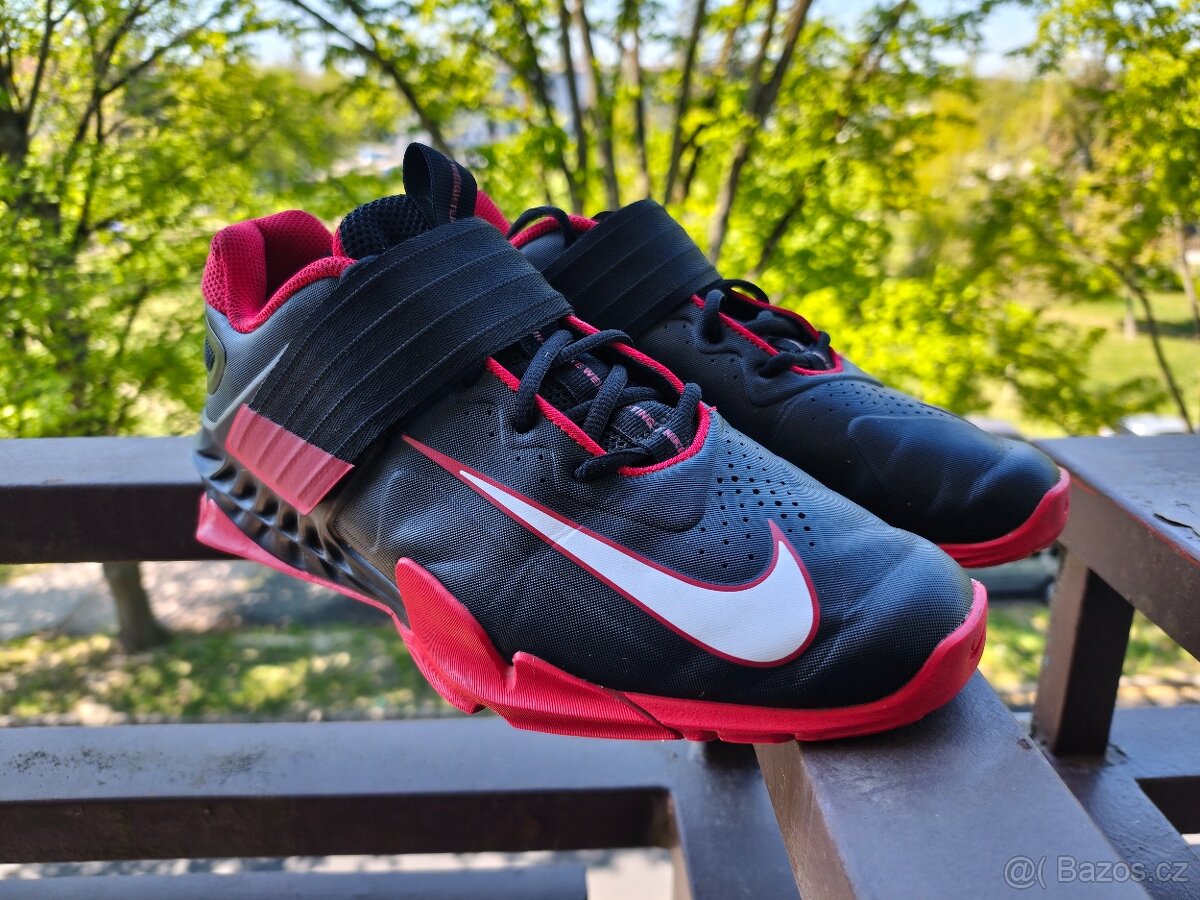 Nike Savaleos - 2
