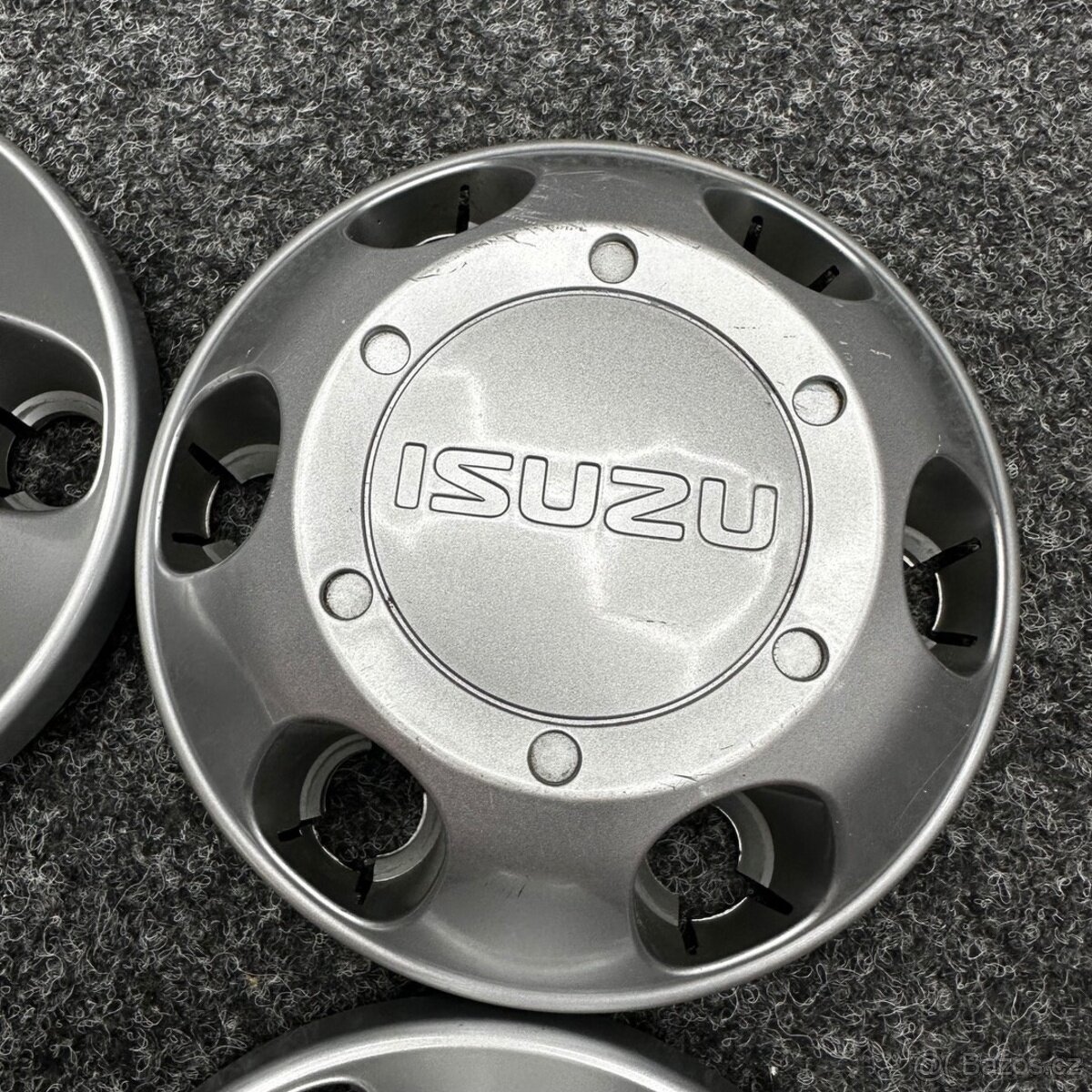 Poklice Isuzu D-Max 2 6x139,7